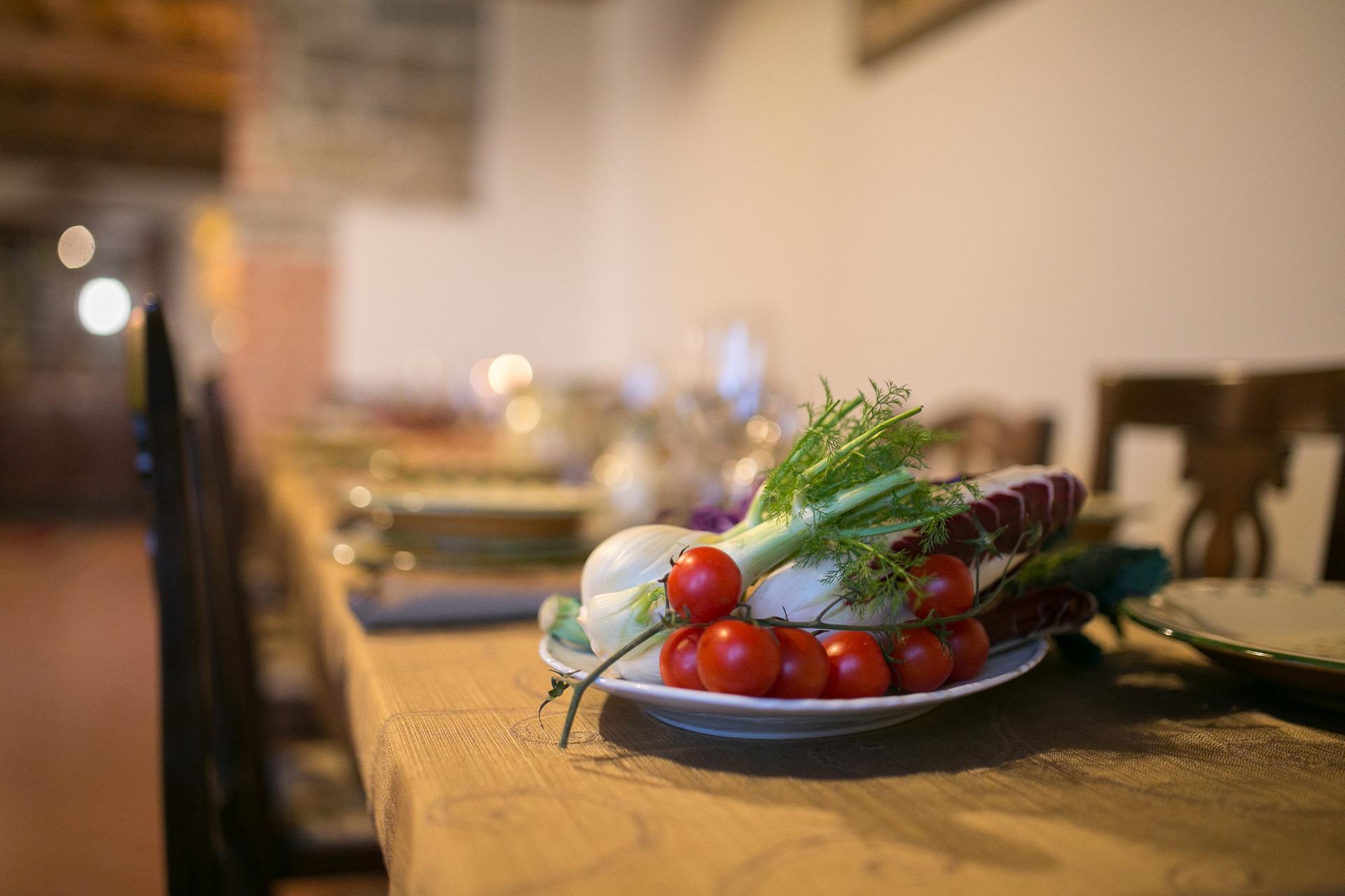 Cooking classes and art lessons at the farmhouse in Tuscany | Borgo Dante