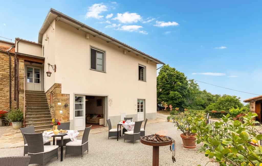 Agriturismo con piscina a Castiglion Fiorentino | Arezzo, Toscana